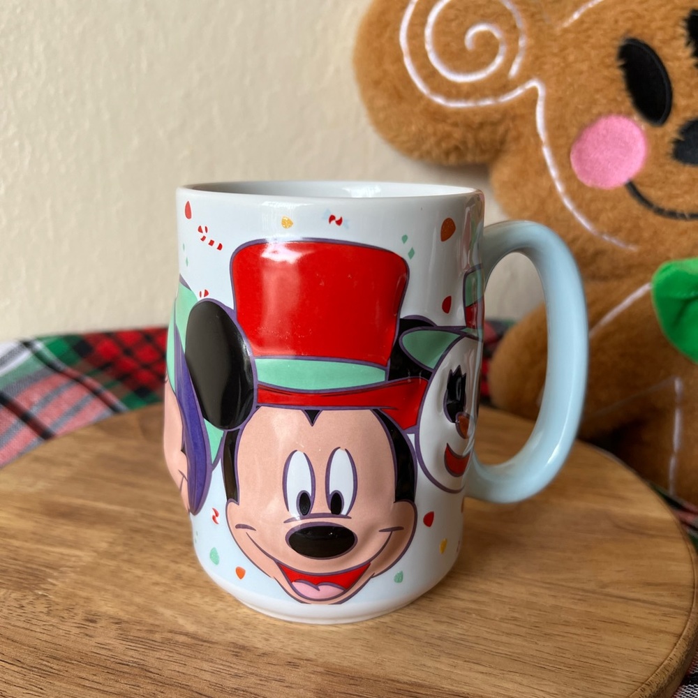 Vintage Disneyland resort
2004 Christmas mug